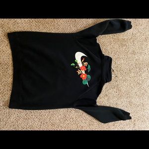 Nike sweatshirt.